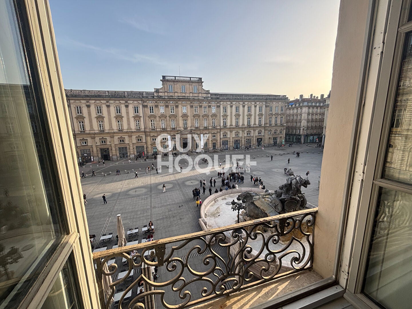 Flat Quai Jean Moulin in Lyon