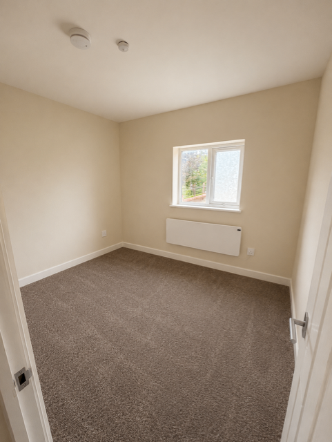 Flat Victoria Road in Swindon
