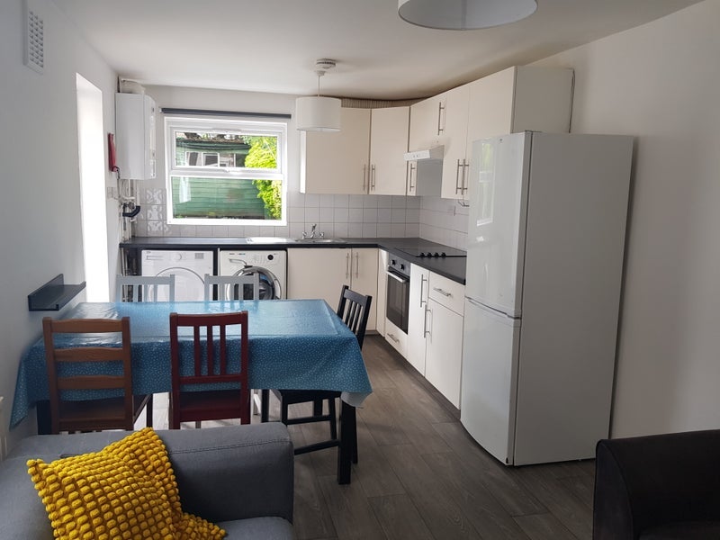 House Braxfield Road in Greater London