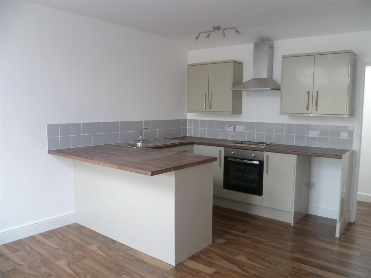 Flat Tortworth Road in Bristol