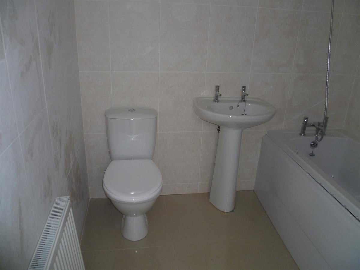 Flat Tortworth Road in Bristol