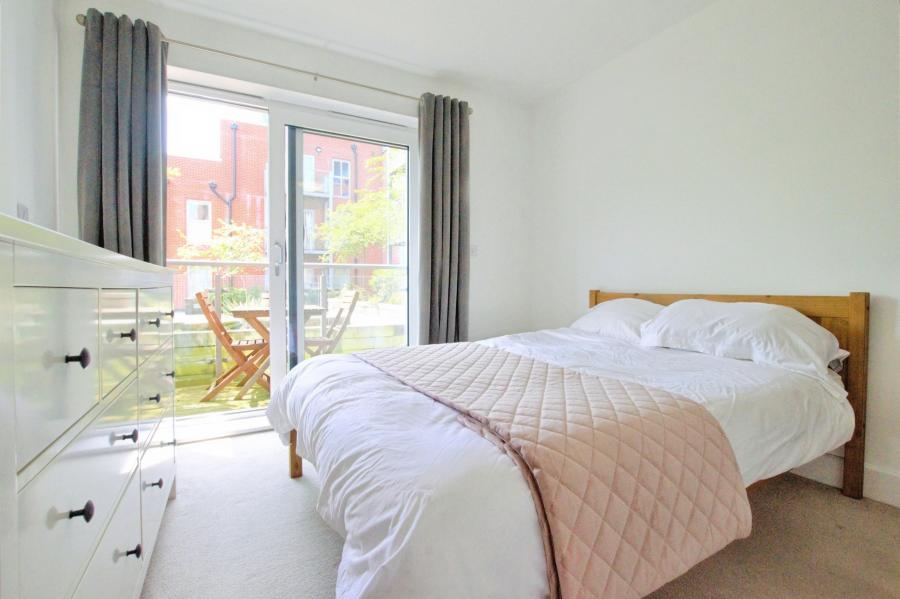Flat Charrington Place in St Albans