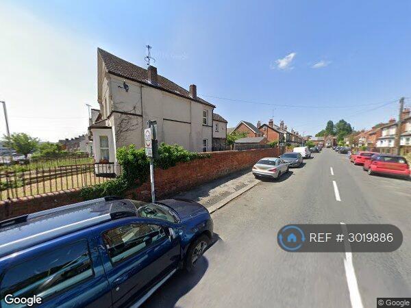 House Basingstoke Road in Reading