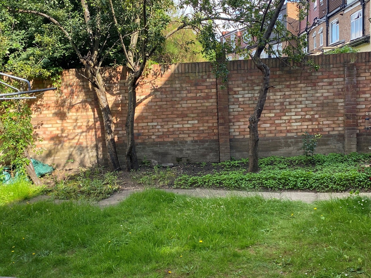 Flat Valley Gardens in Greater London