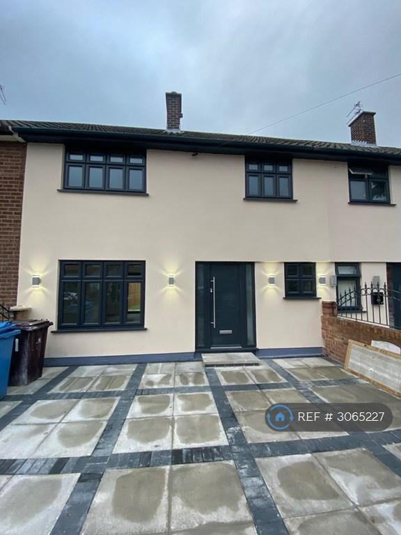 House Birchen Road in Halewood
