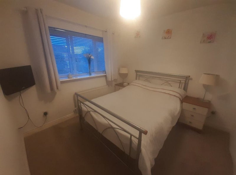 Room Cassandra Grove in Warwick