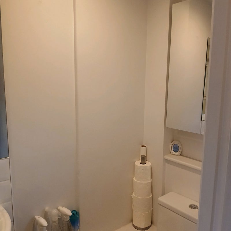 Flat Canonbury Crescent in Greater London