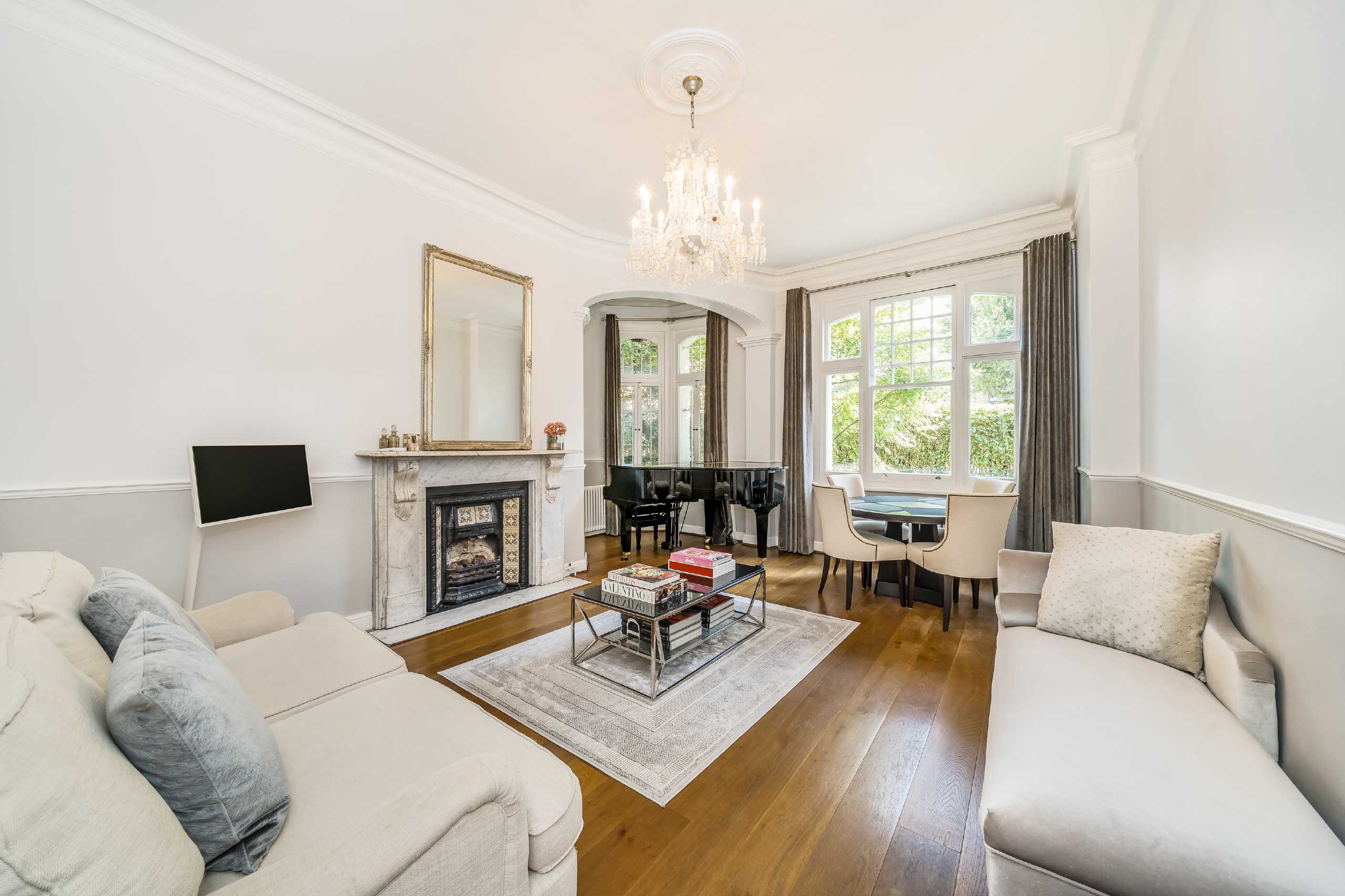 Flat Mornington Avenue in Greater London