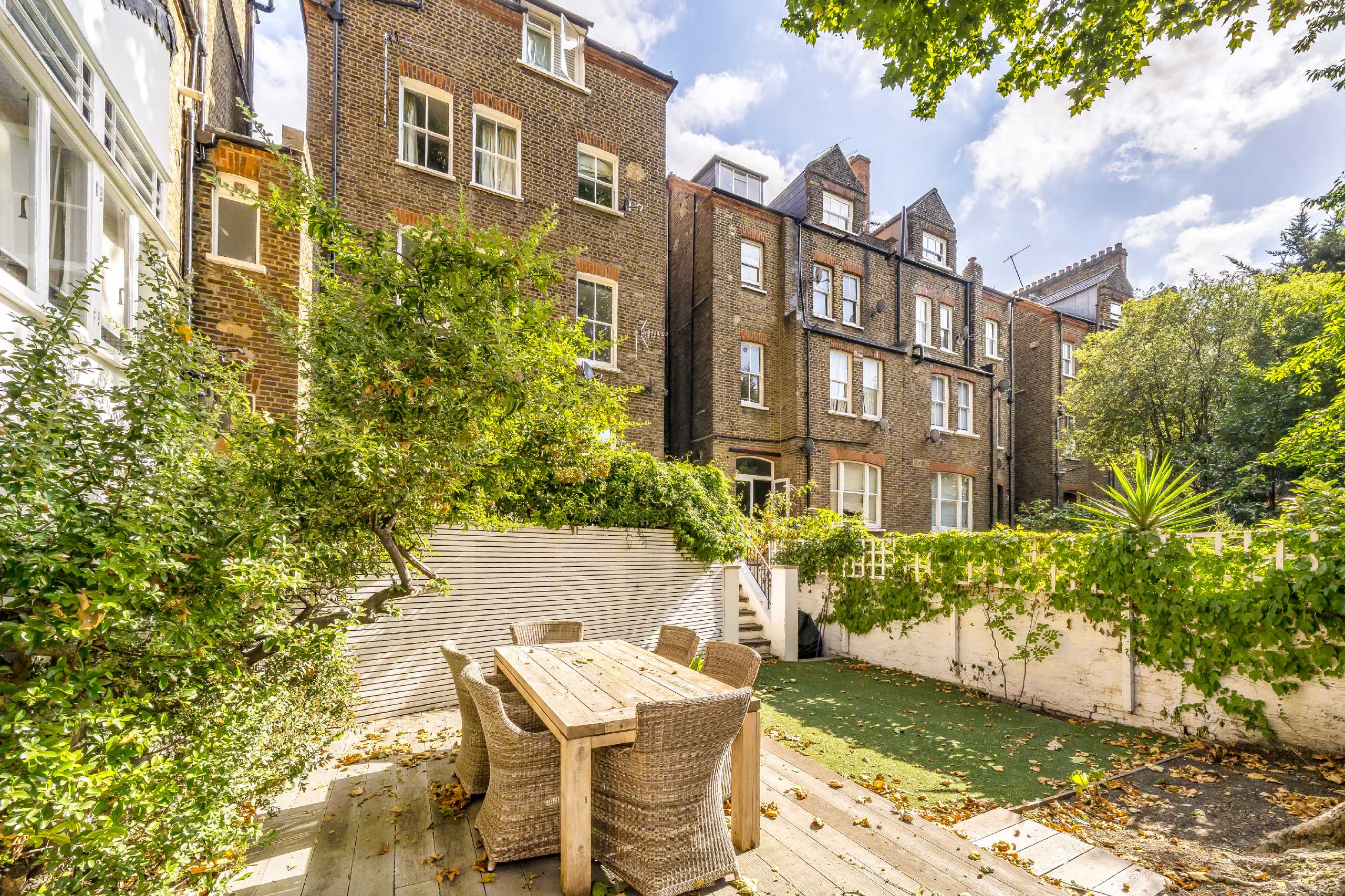 Flat Mornington Avenue in Greater London