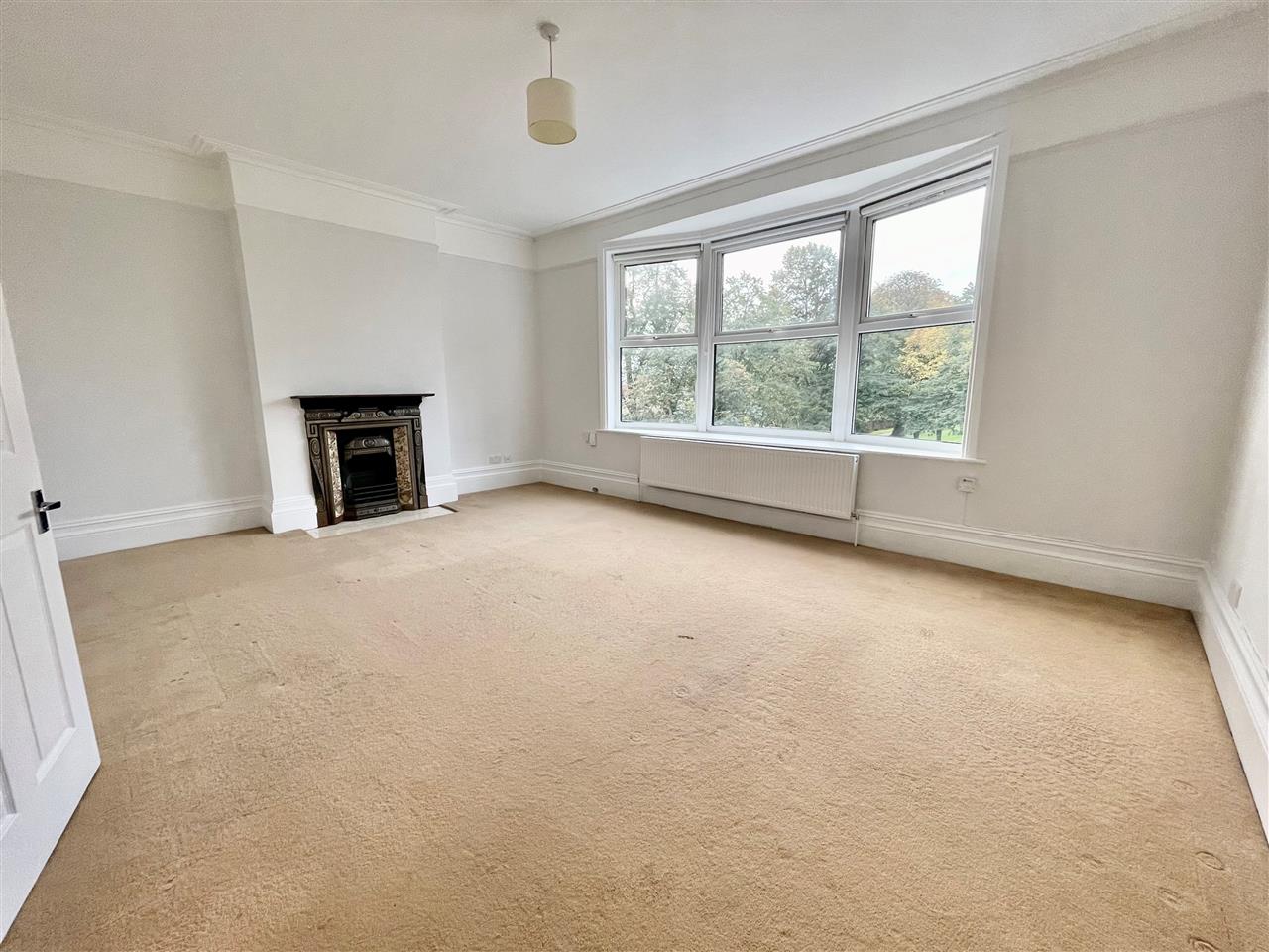 Flat Alderman's Hill in Greater London
