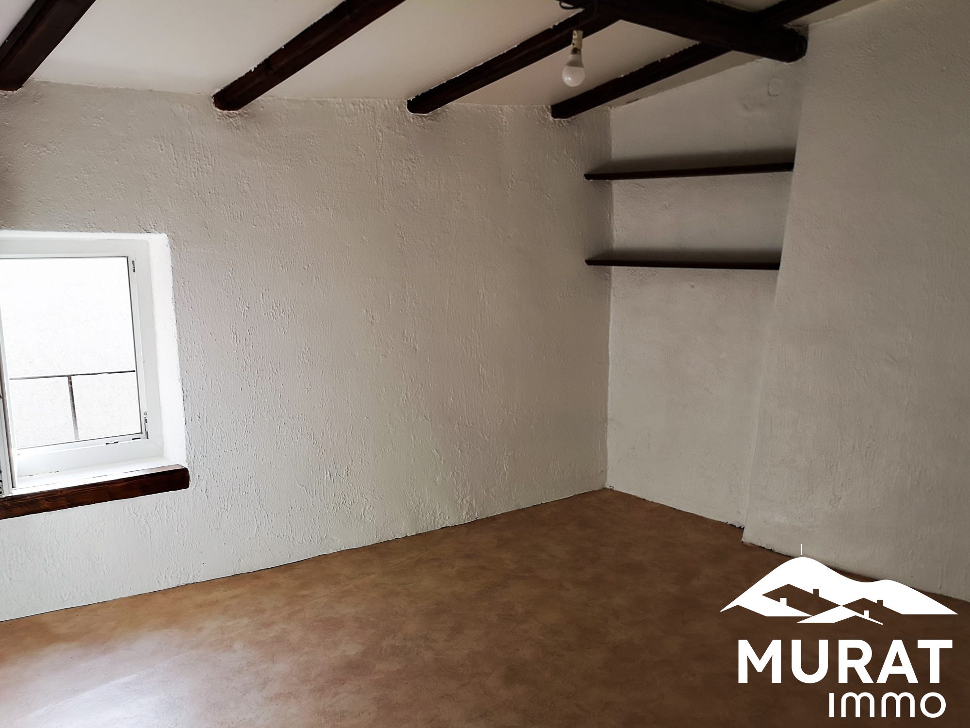 Appartement Place Docteur Darteyre à Saint-Amant-Tallende