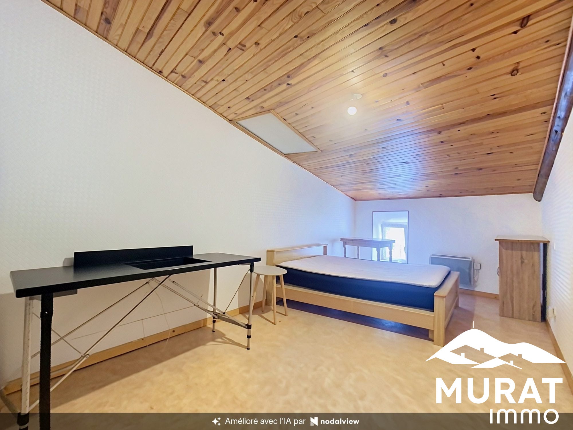 Appartement Place Docteur Darteyre à Saint-Amant-Tallende