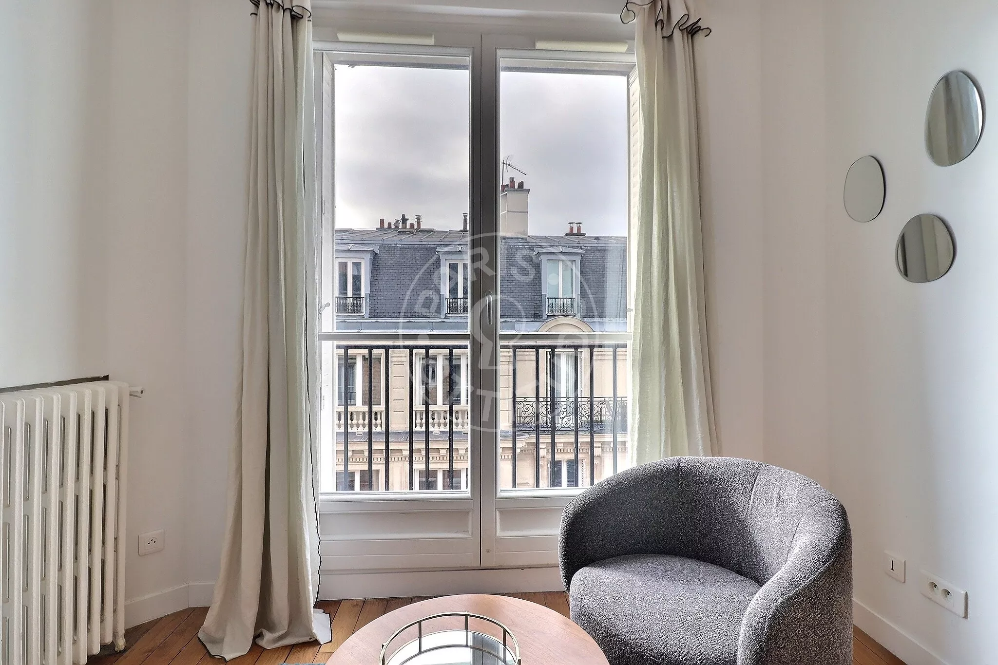 Flat Rue Choron in Paris