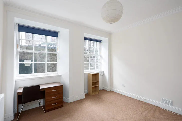 Flat Morrison Street in City of Edinburgh
