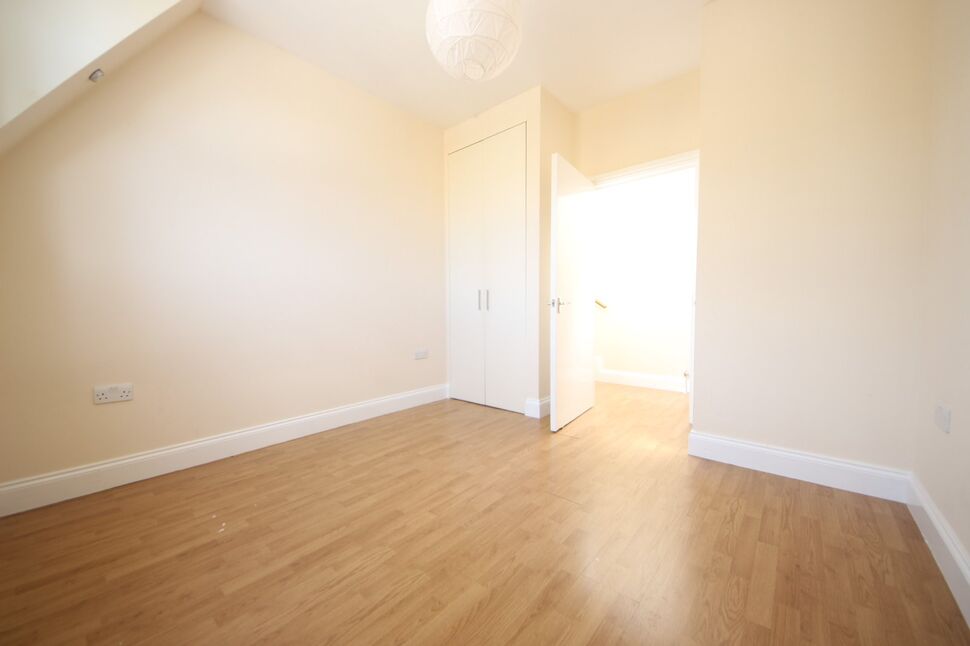 Flat Collyer Place in Greater London
