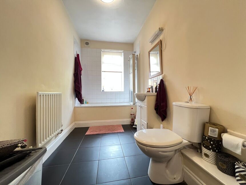 Flat Collyer Place in Greater London