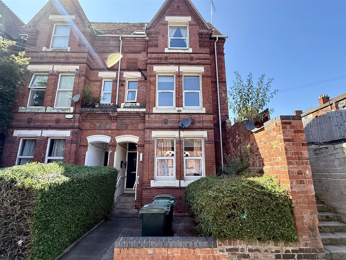 Flat Barras Lane in Coventry