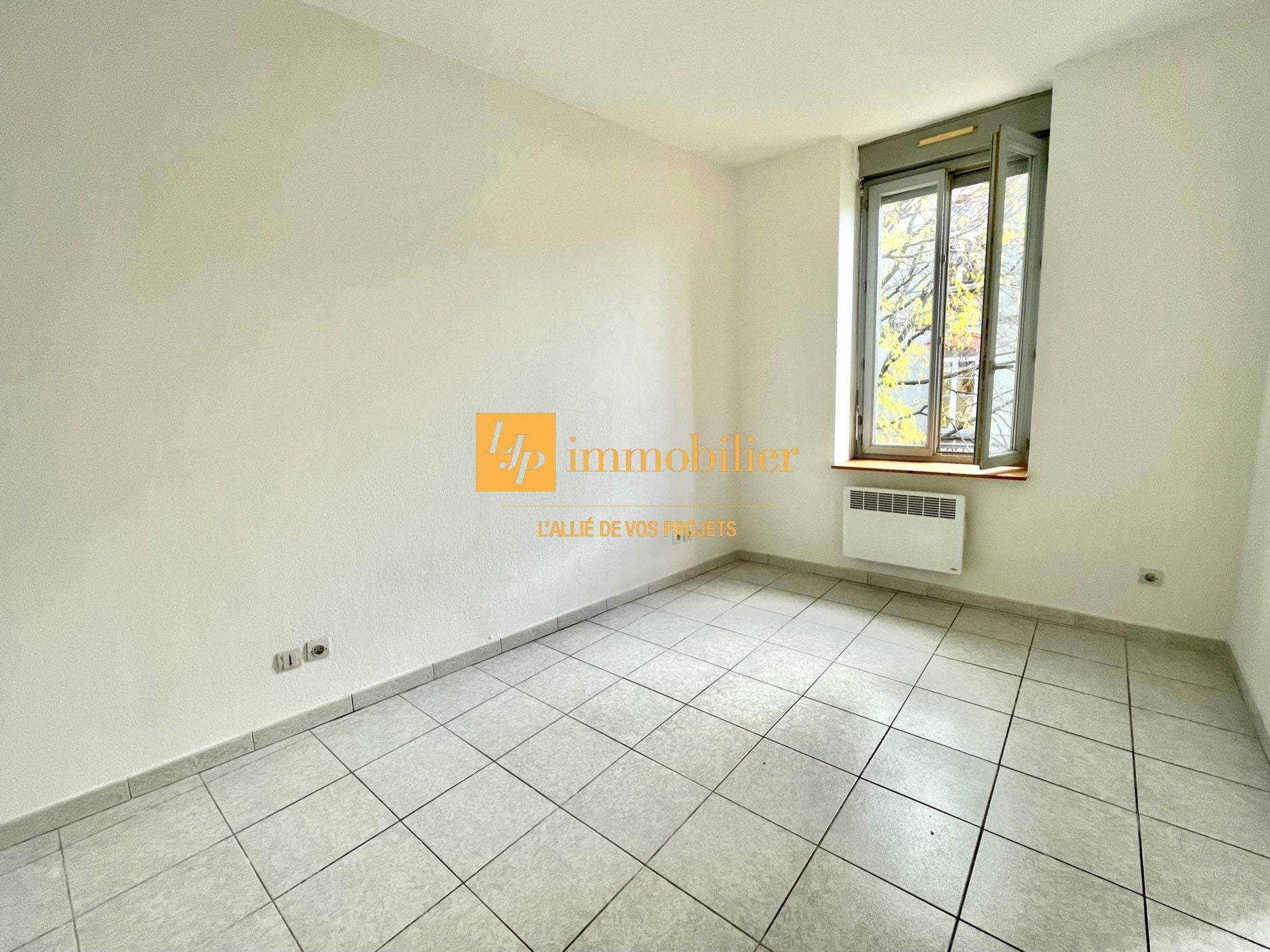 Appartement Rue Villars à Nîmes