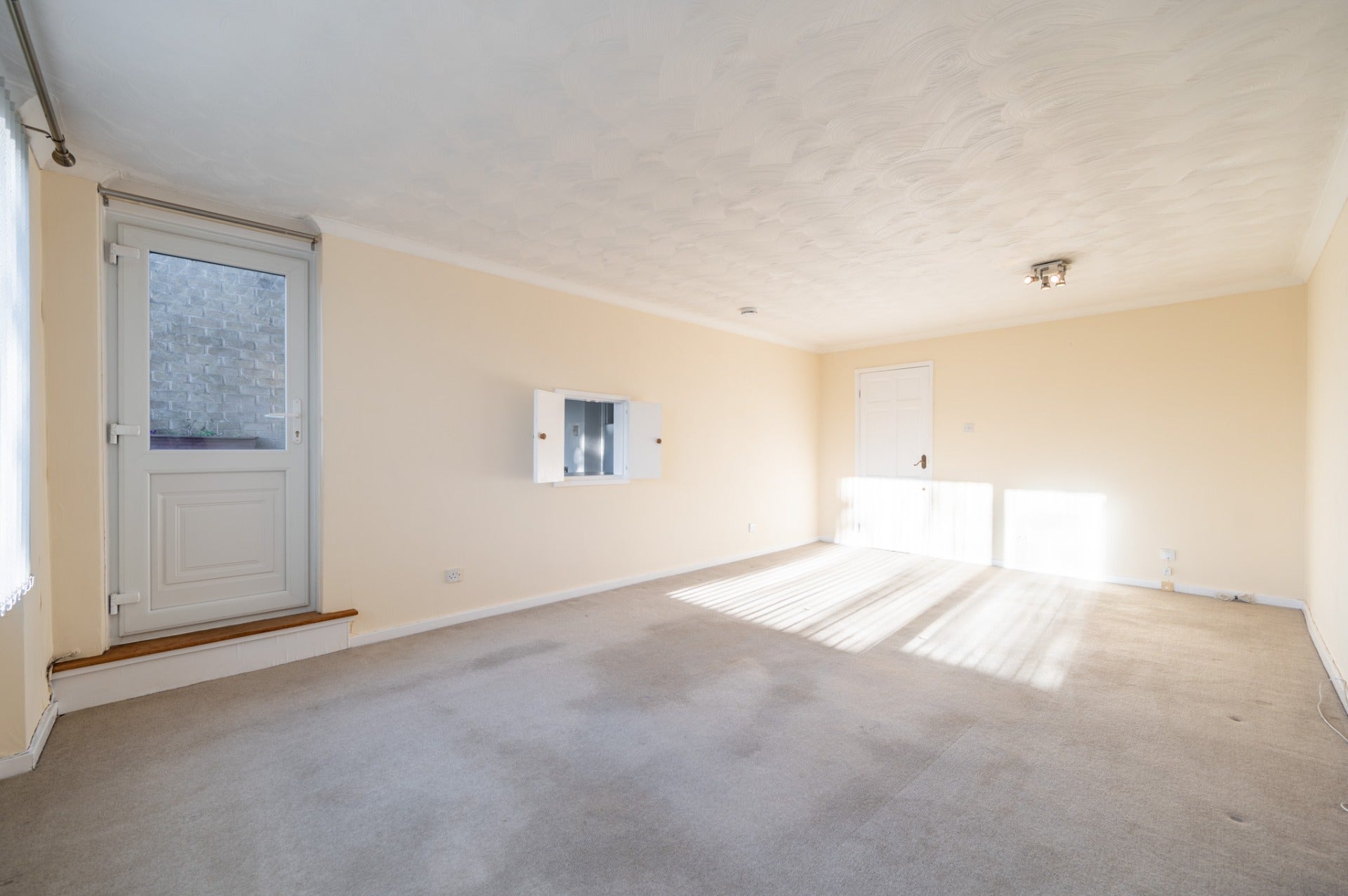 Flat Rowan Road in Glasgow
