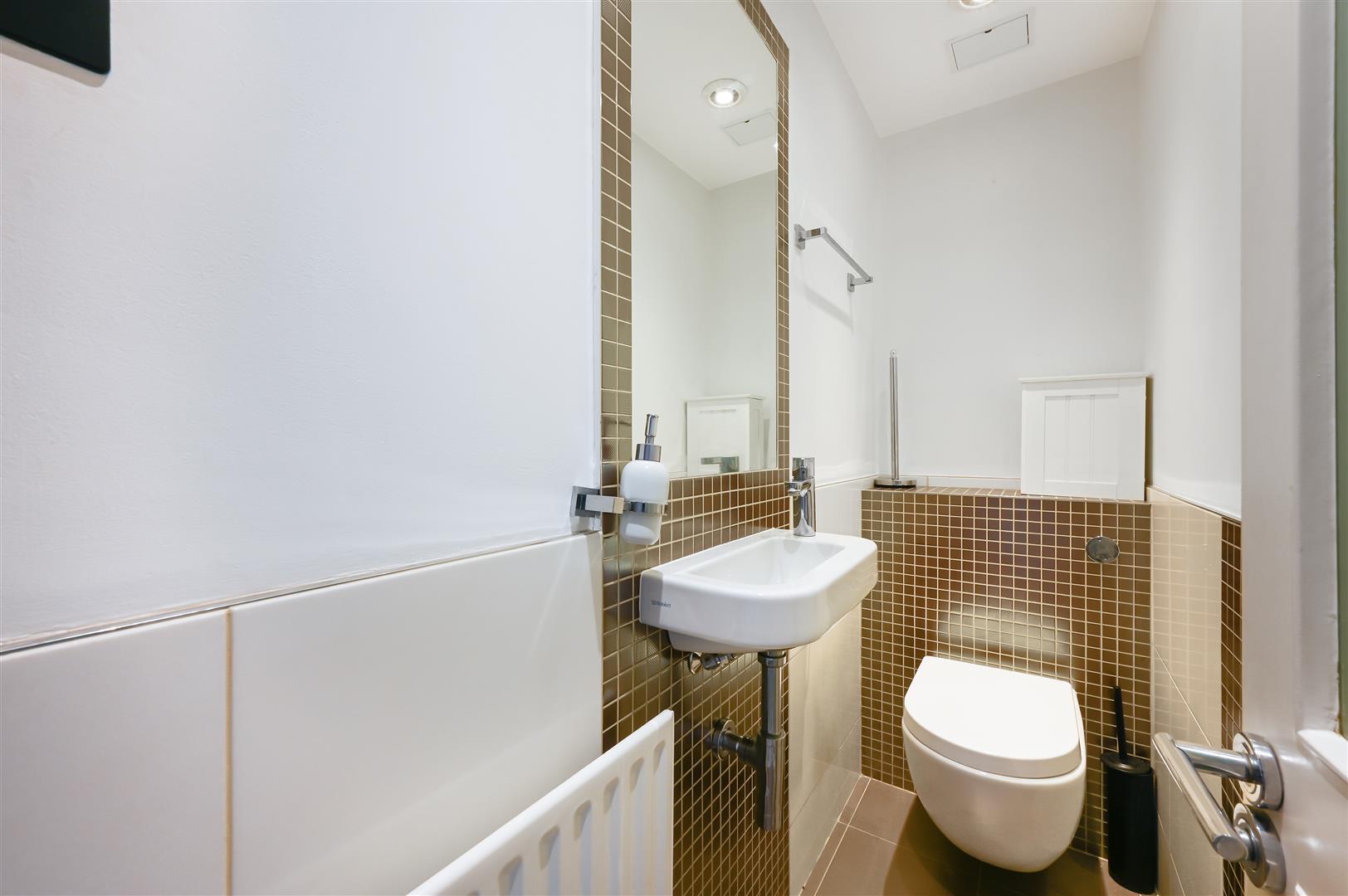 House Veals Mead in Greater London