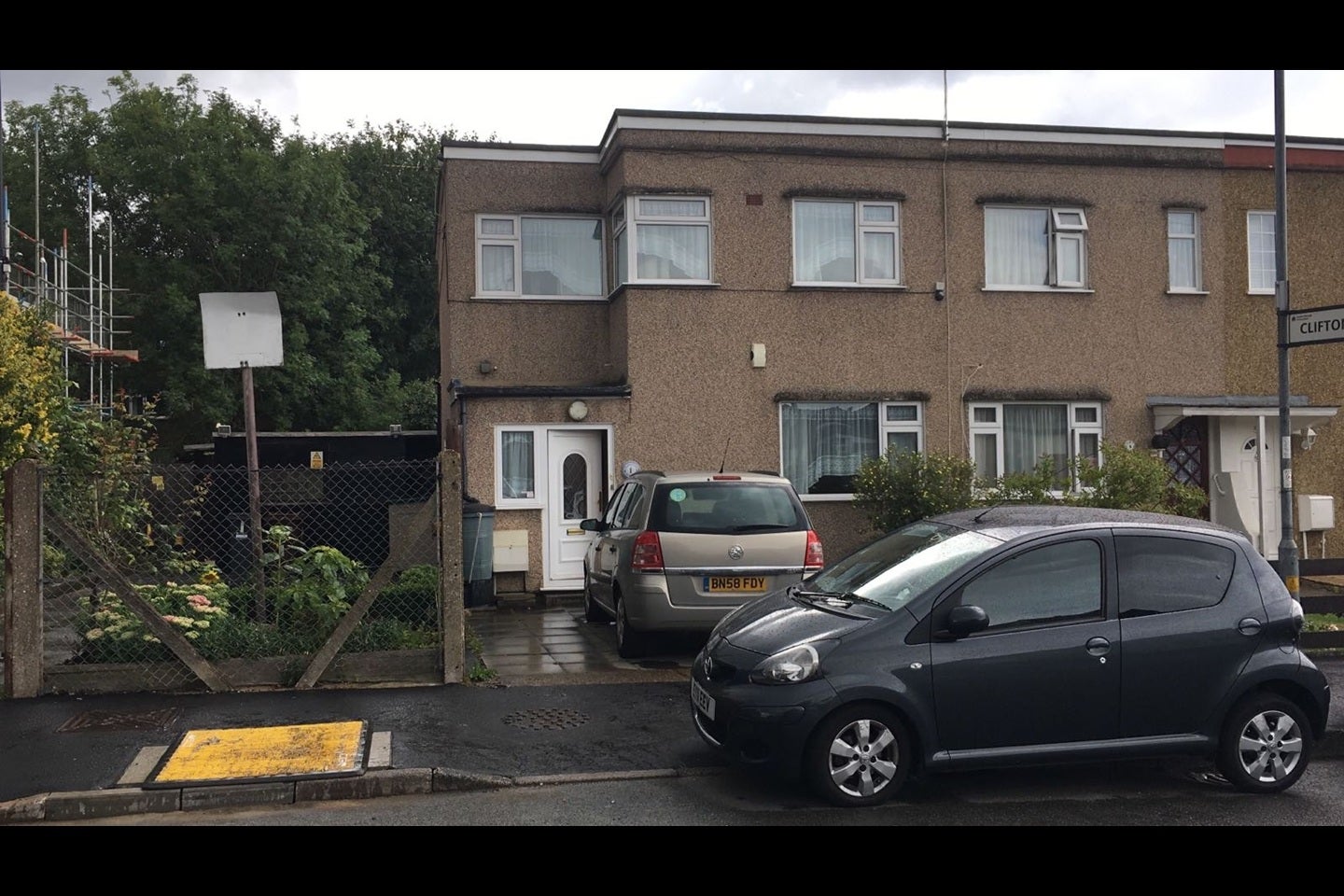 House Fernside Avenue in Greater London
