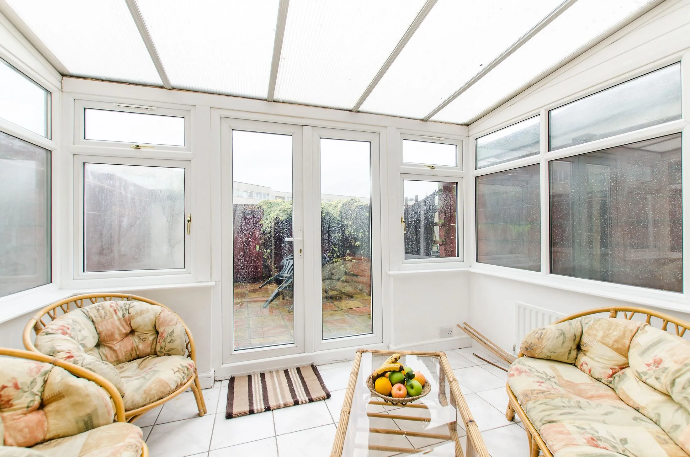 House Gale Close in Greater London
