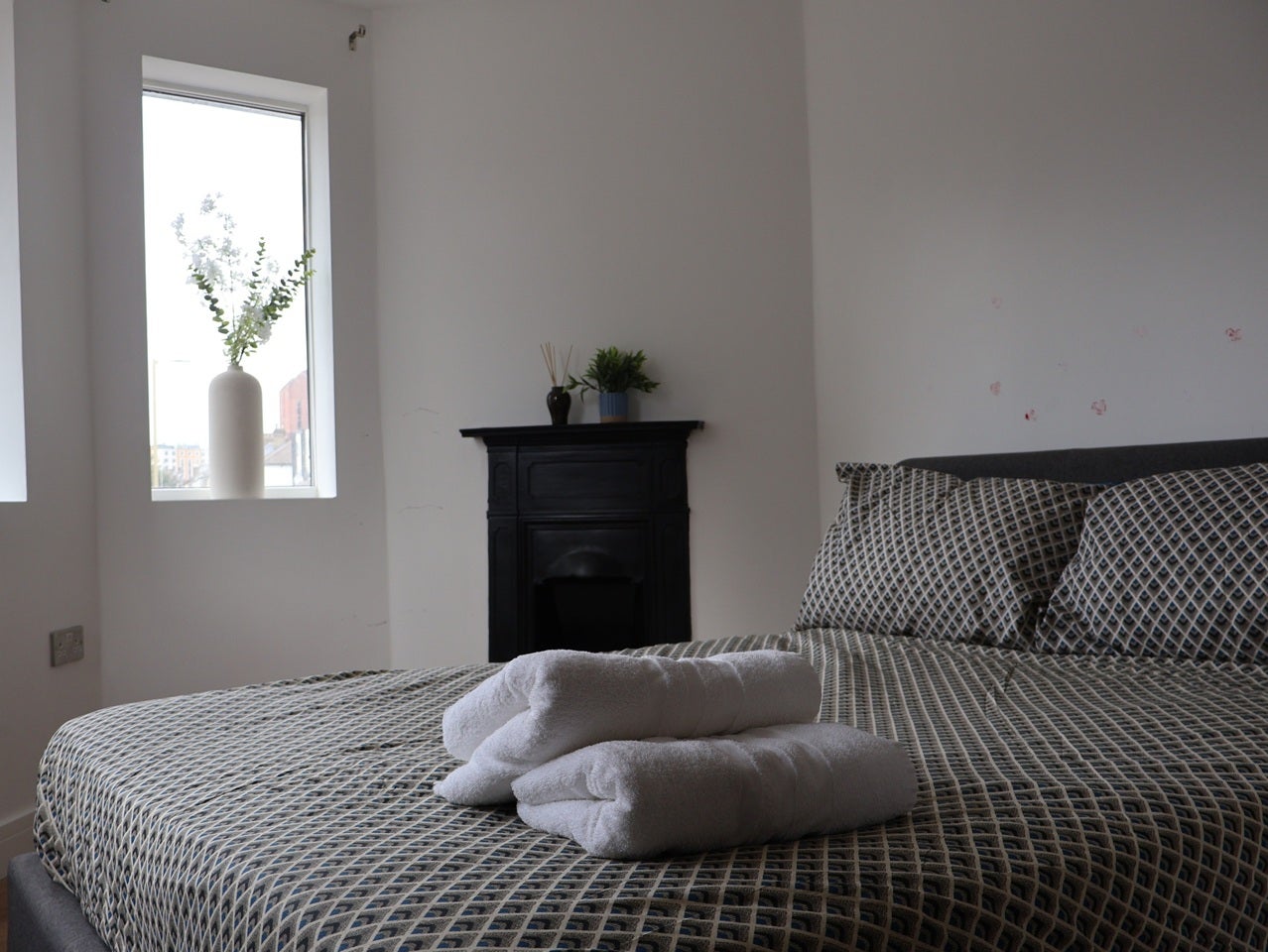 Flat Sotheron Road in Watford