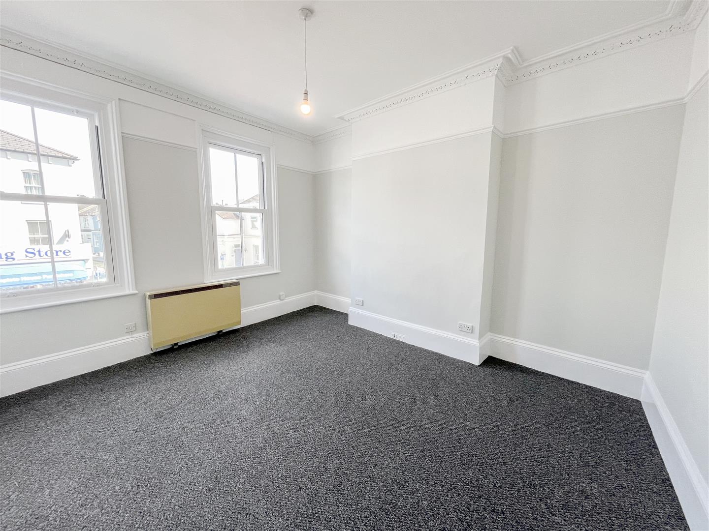 Flat London Road in St Leonards
