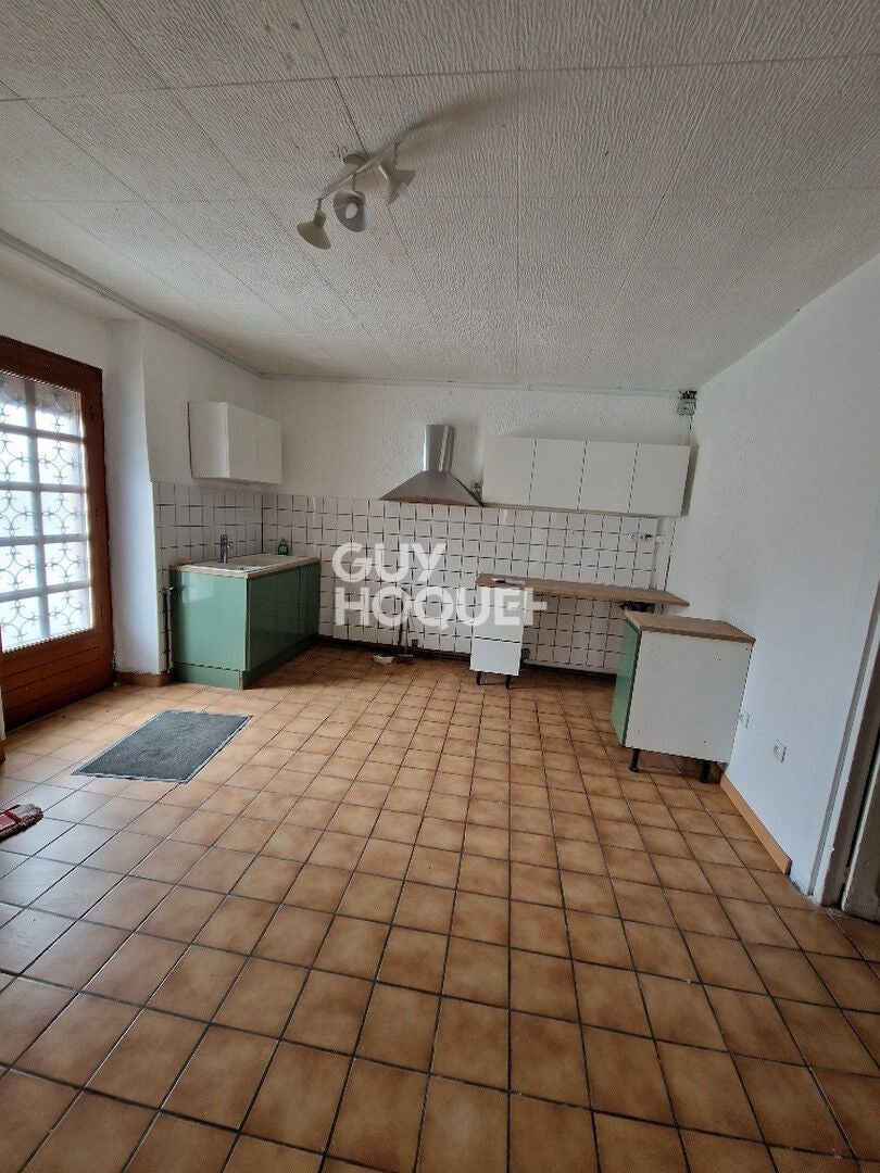 House Rue du Port in Conflans-sur-Seine