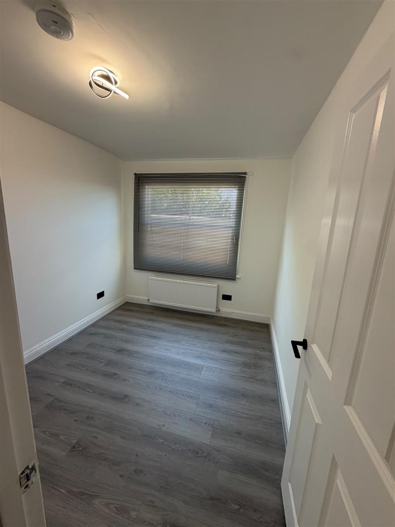 Flat Portnall Road in City of Westminster