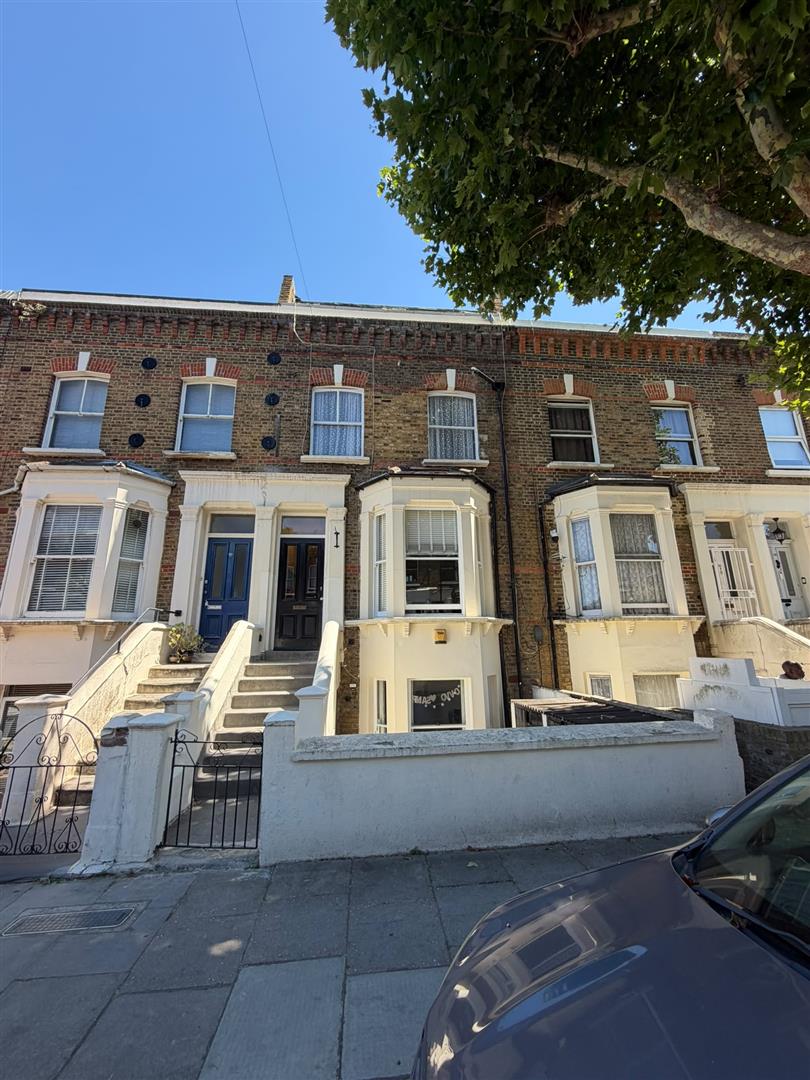 Flat Portnall Road in City of Westminster