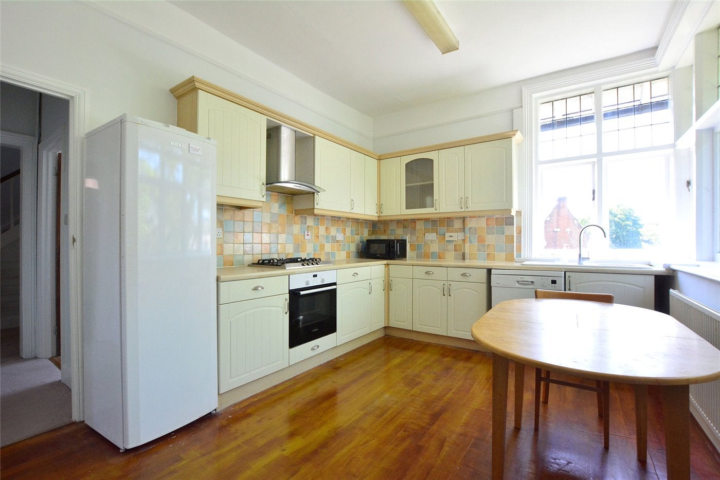 Flat Page Heath Lane in Greater London