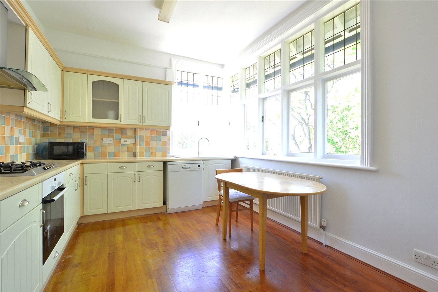 Flat Page Heath Lane in Greater London