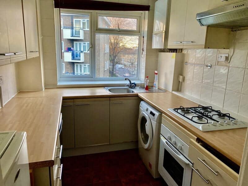 Room New North Road in Greater London