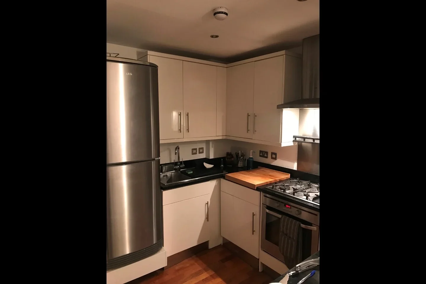 Flat Hoxton Square in Greater London