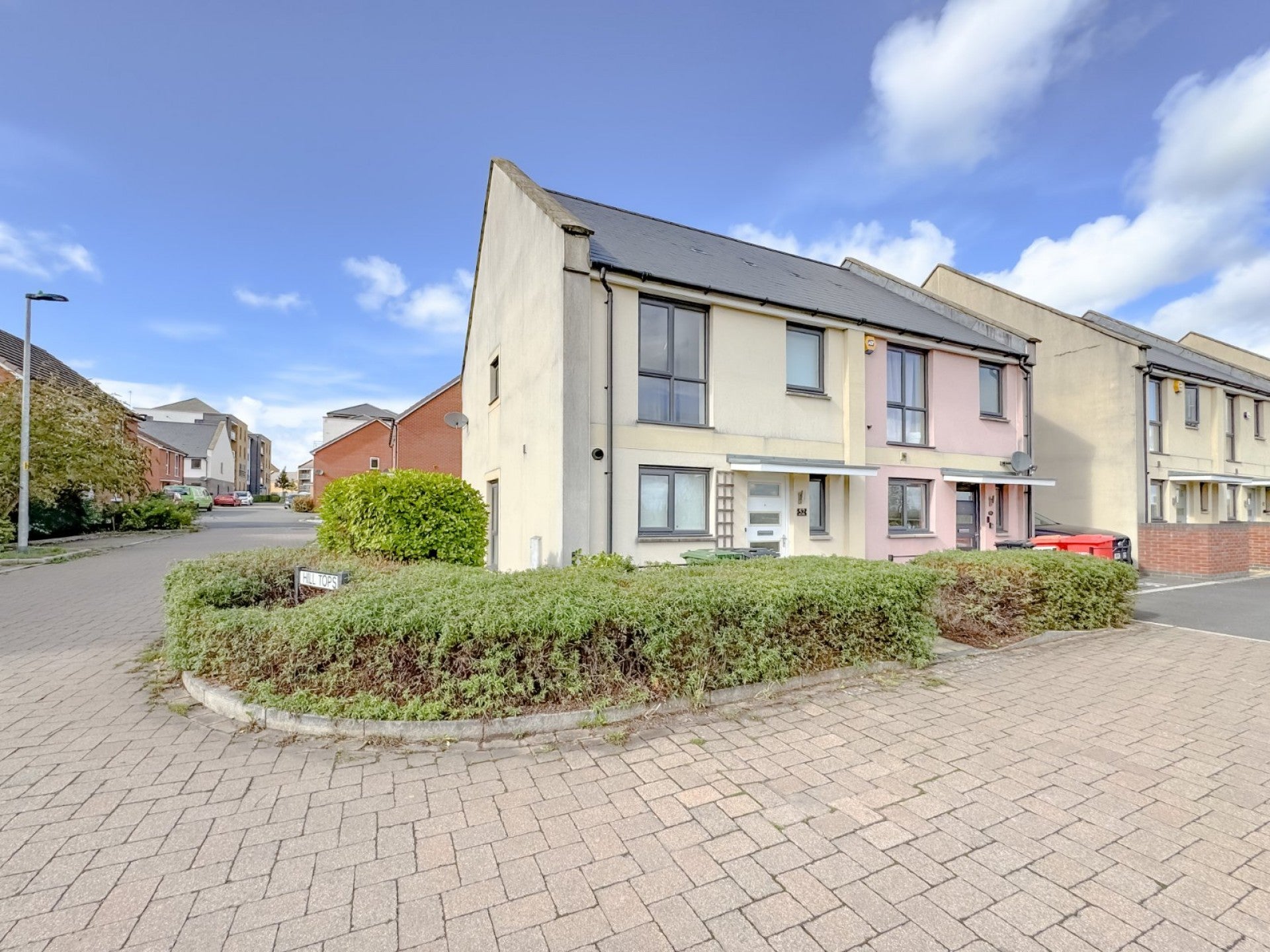 House Whitsun Leaze in Bristol