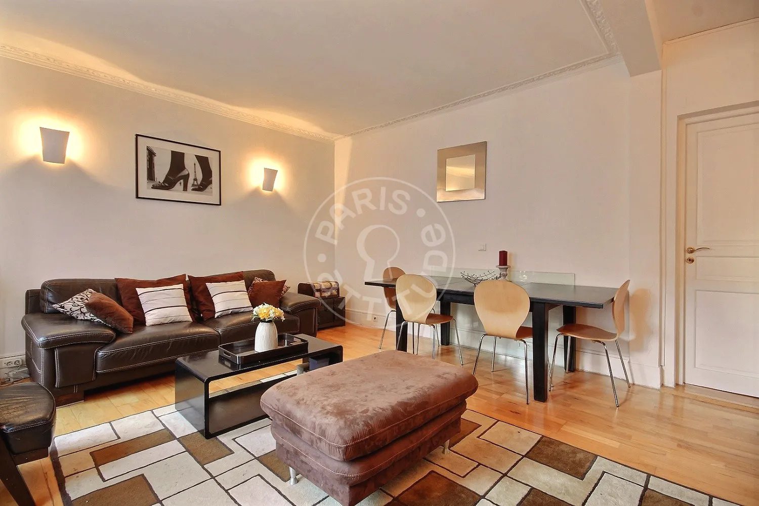 Appartement Rue du Faubourg Saint-Honoré à Paris