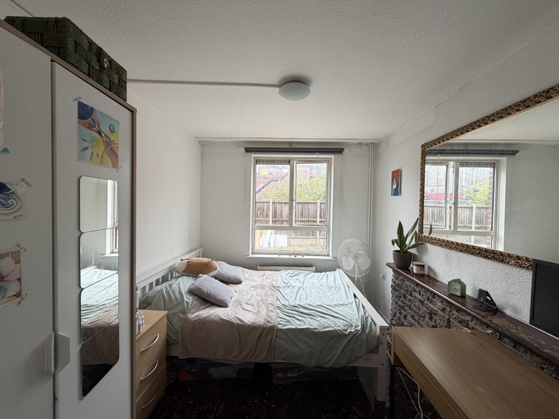 Room Florida Street in Greater London