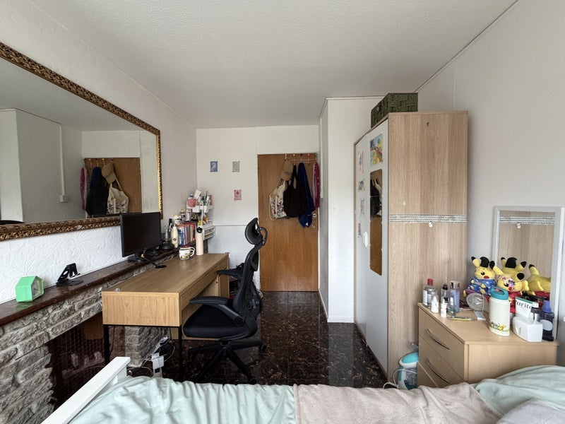 Room Florida Street in Greater London