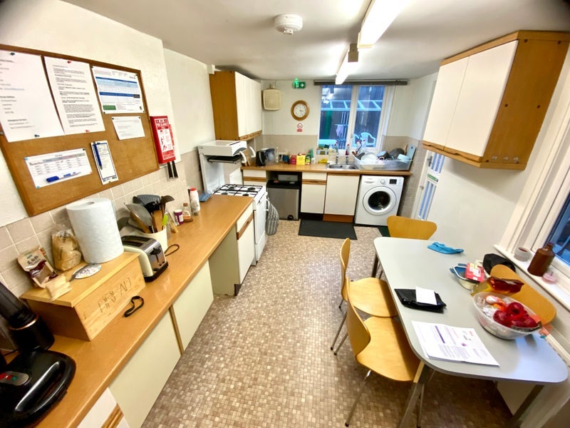 Room Elswick Road in Greater London