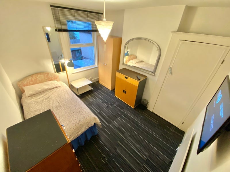 Room Elswick Road in Greater London