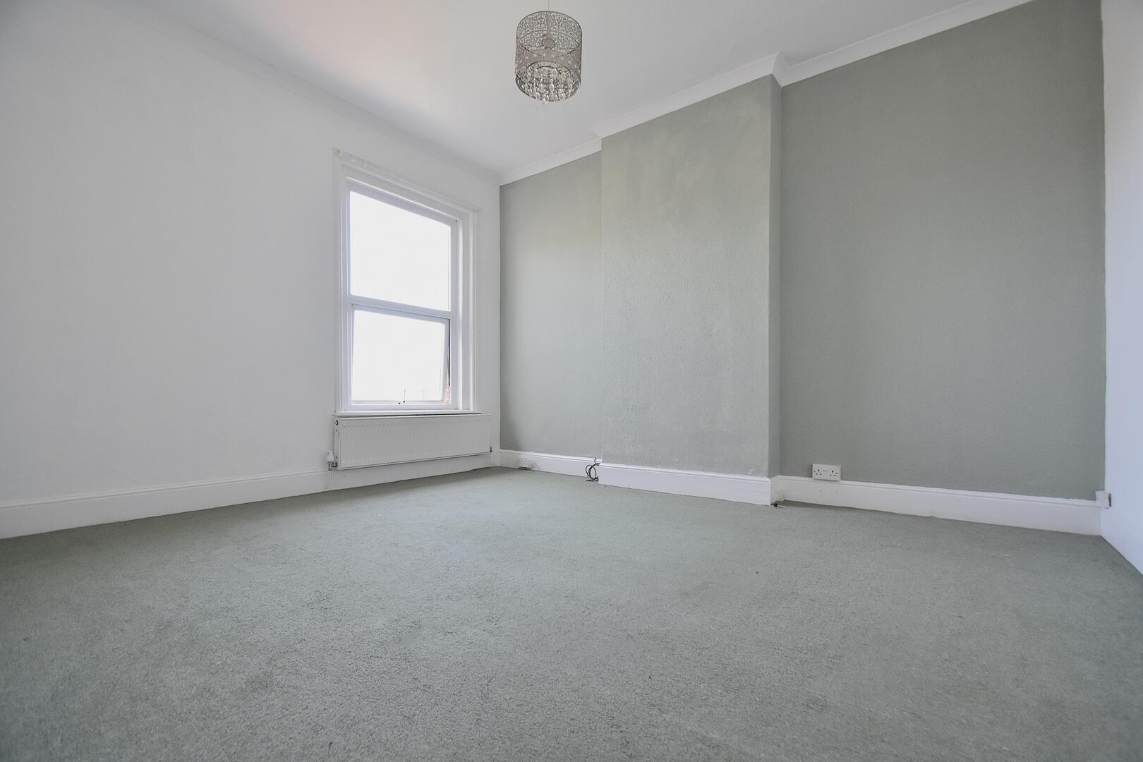 Flat Atherley Road in Shanklin