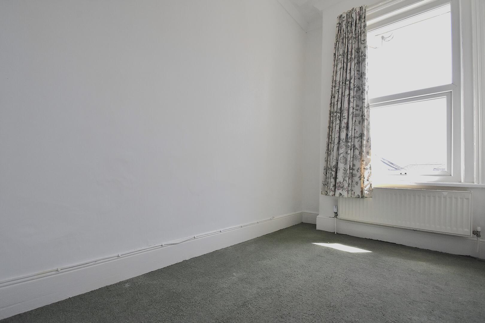 Flat Atherley Road in Shanklin