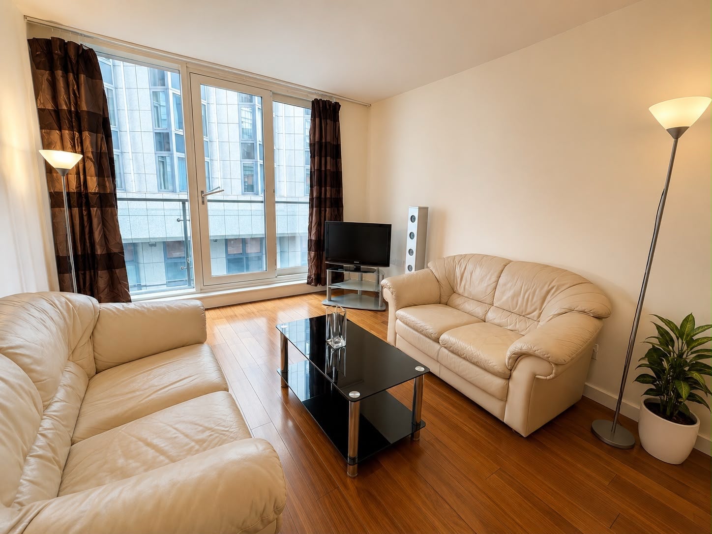 Flat Praed Street in City of Westminster