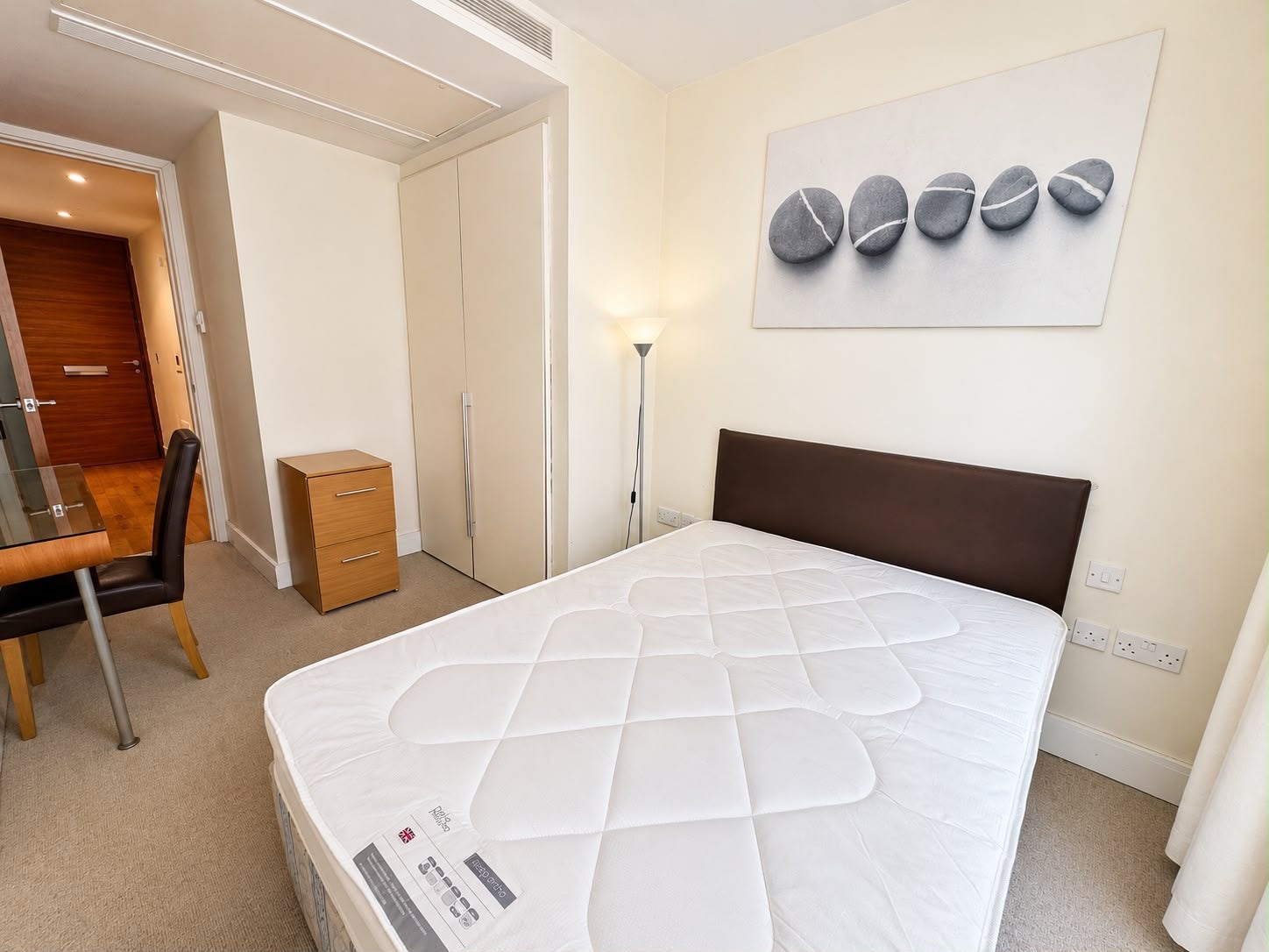 Flat Praed Street in City of Westminster