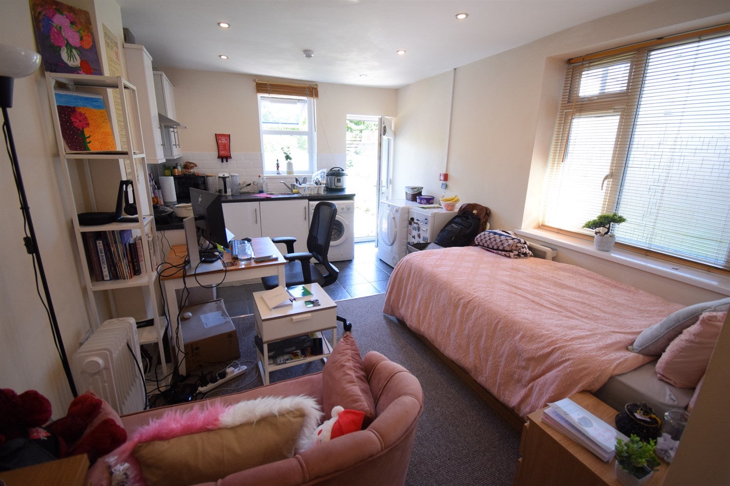 Flat Piercefield Place in Cardiff
