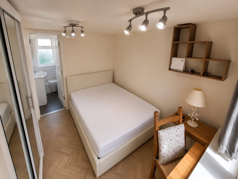 Room Lismore Drive in Birmingham
