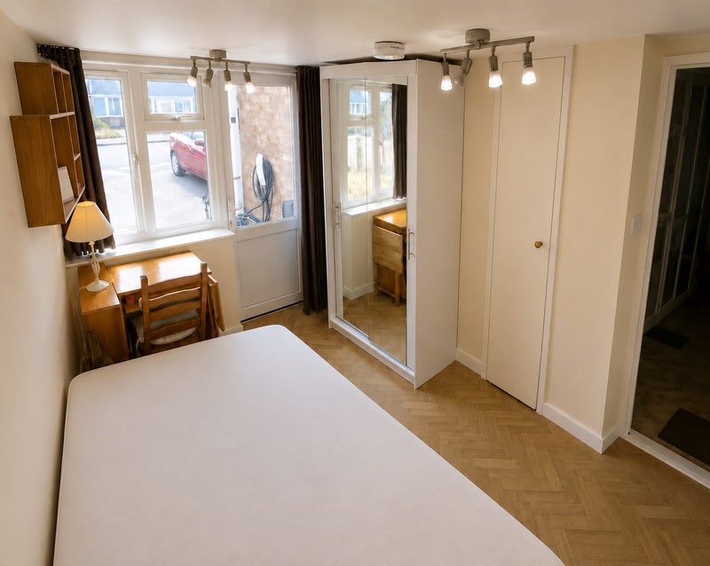 Room Lismore Drive in Birmingham