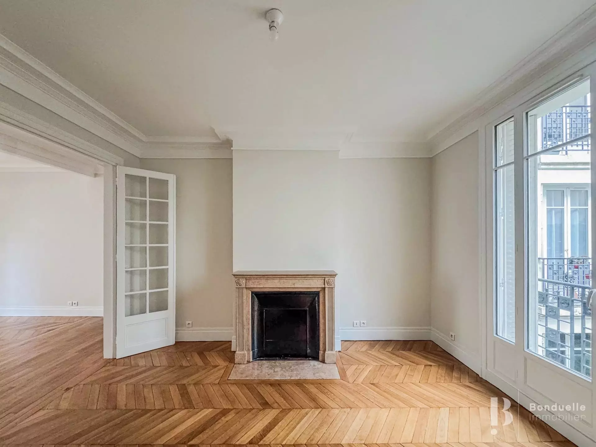 Appartement Rue de la Tour à Paris