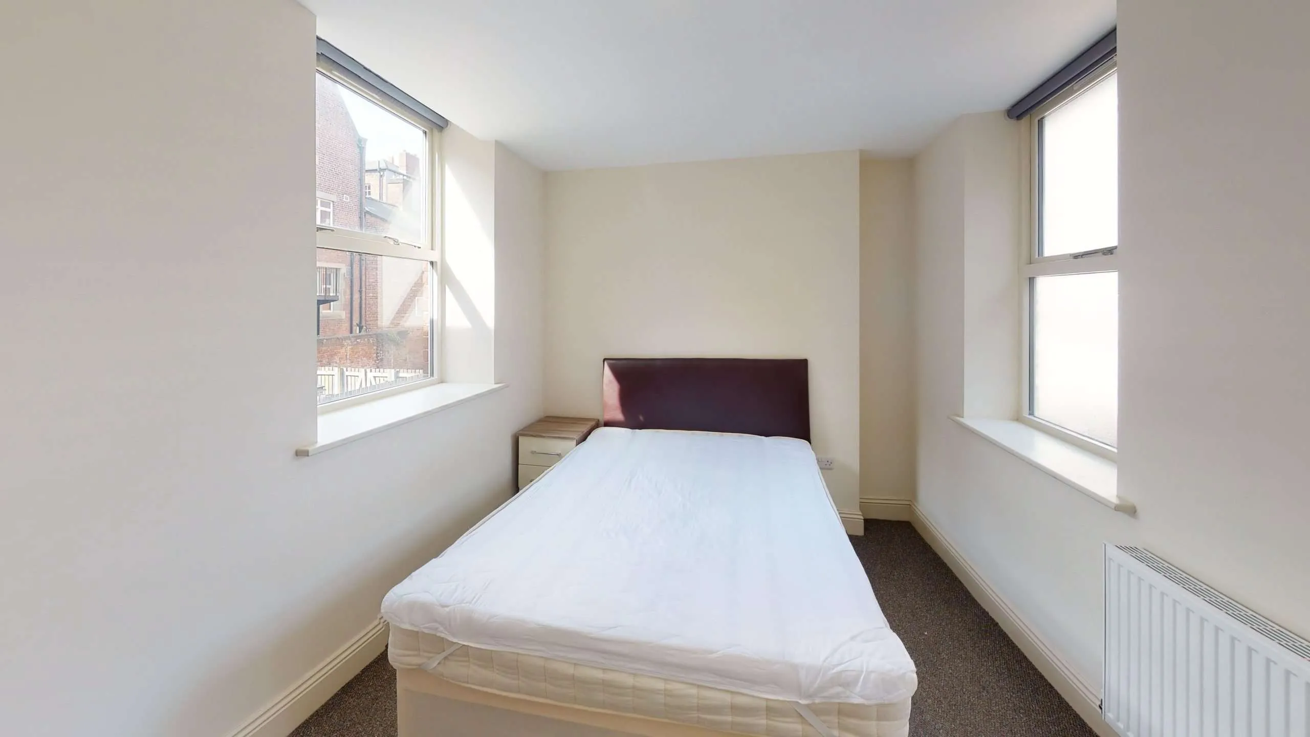 Flat Saint James Row in Sheffield